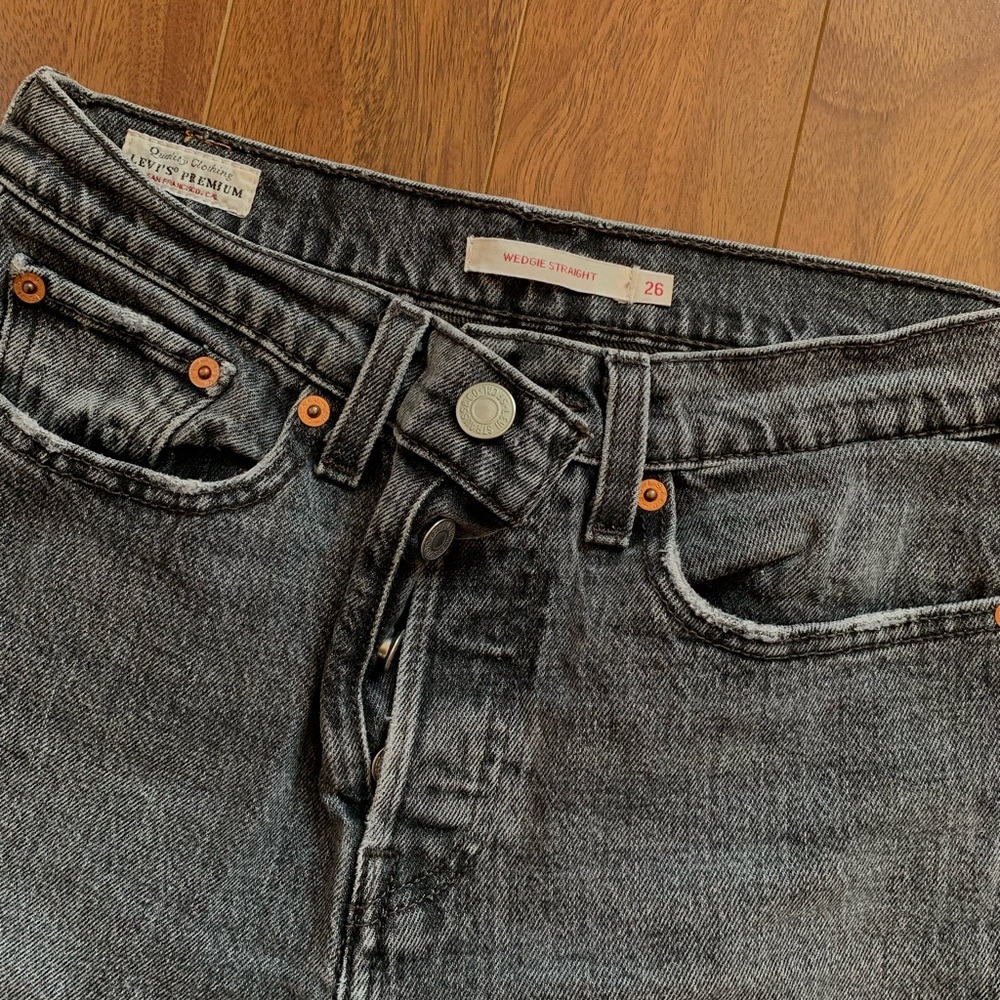 LEVIS Wedgie Jeans Straight Leg